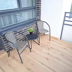 Apartman Boho - Garaz Lub Prywatny Parking, Blisko Szpitale, F-ra Vat